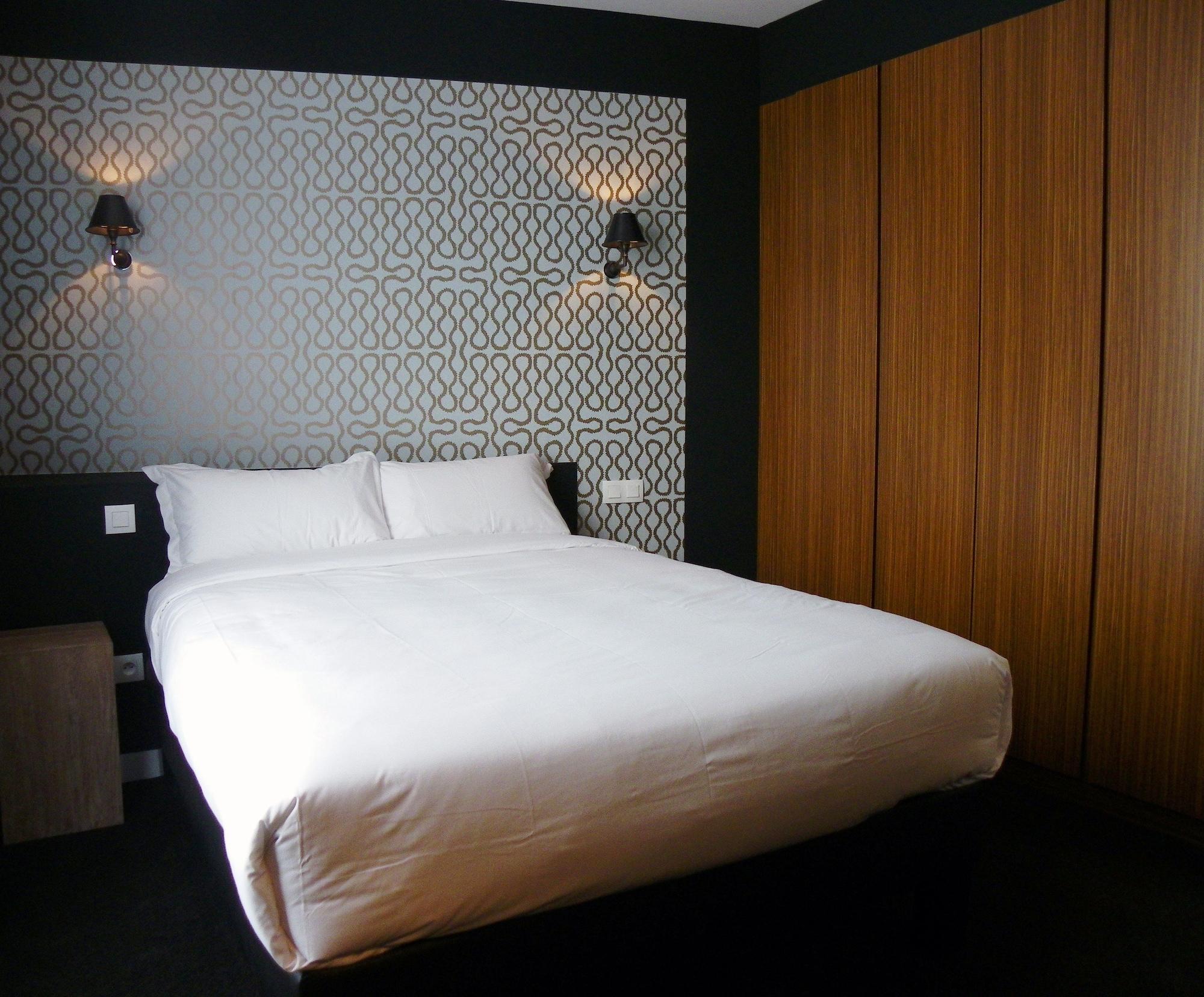 Hotel Les Terres Blanches Chatou Esterno foto
