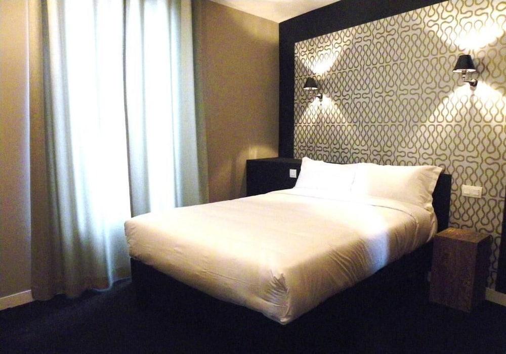 Hotel Les Terres Blanches Chatou Esterno foto